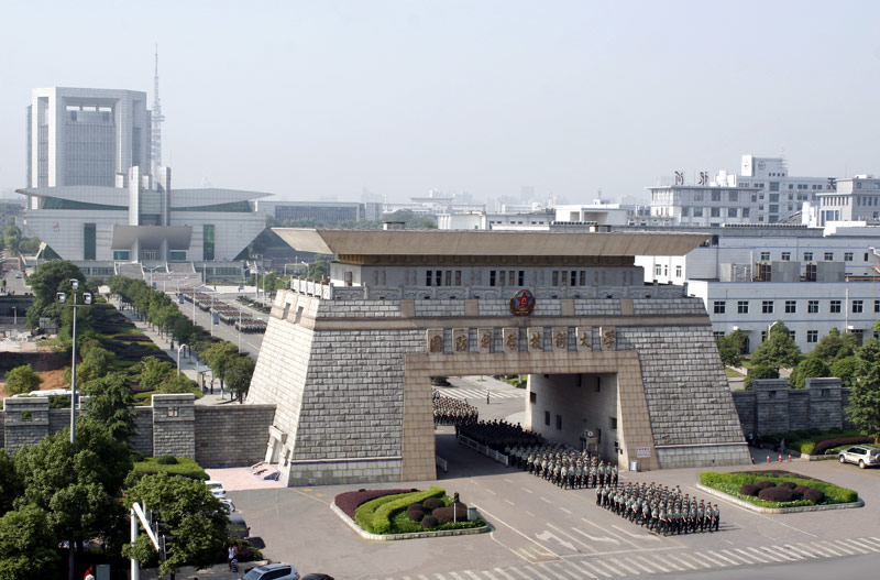 国防科技大学采用我公司吊麦智能扩音设备